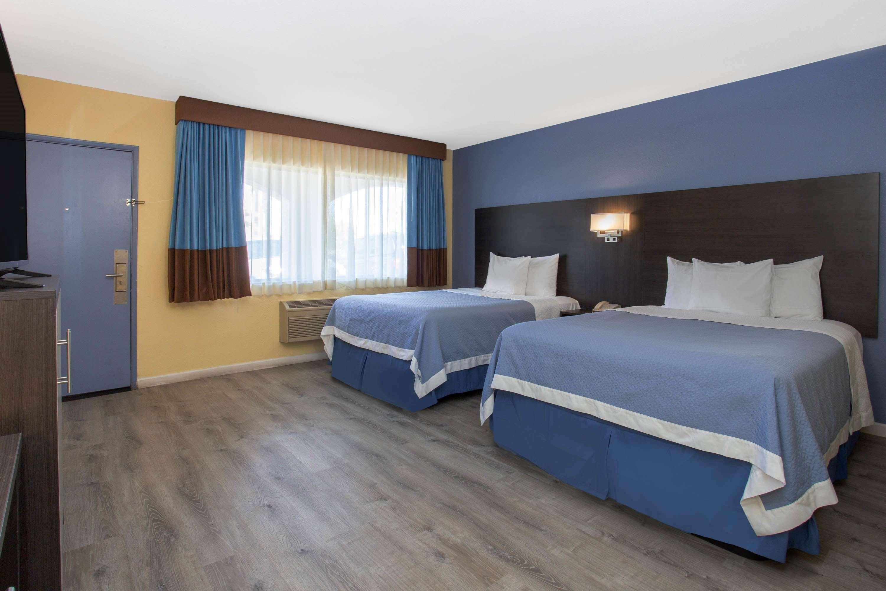 Days Inn By Wyndham Airport - Phoenix Luaran gambar