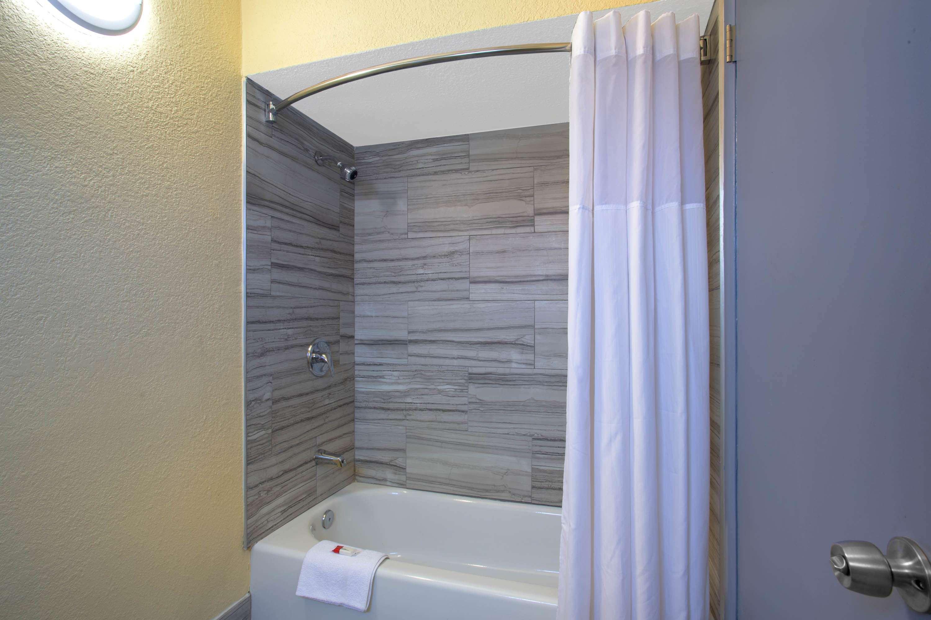 Days Inn By Wyndham Airport - Phoenix Luaran gambar
