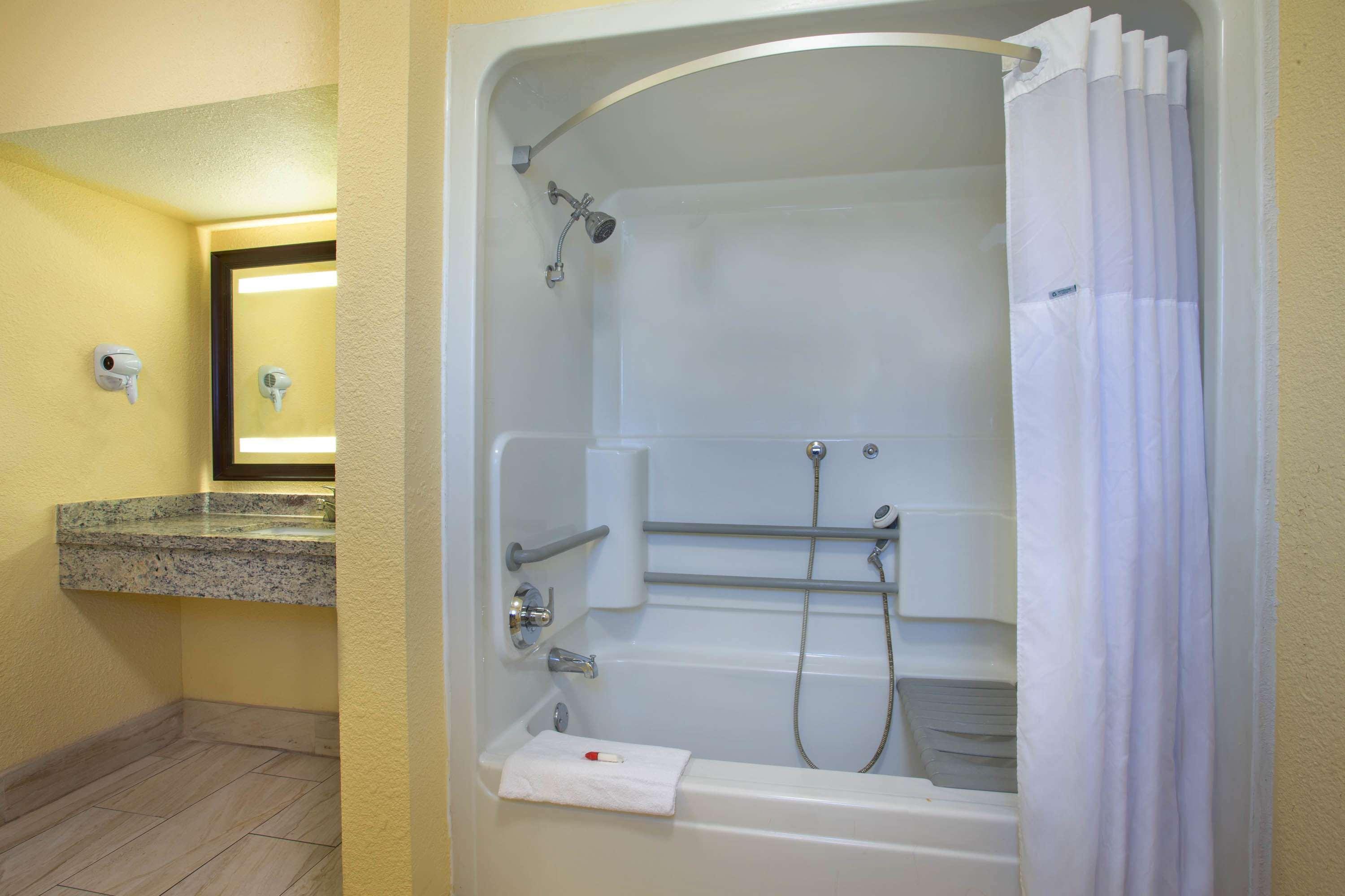 Days Inn By Wyndham Airport - Phoenix Luaran gambar