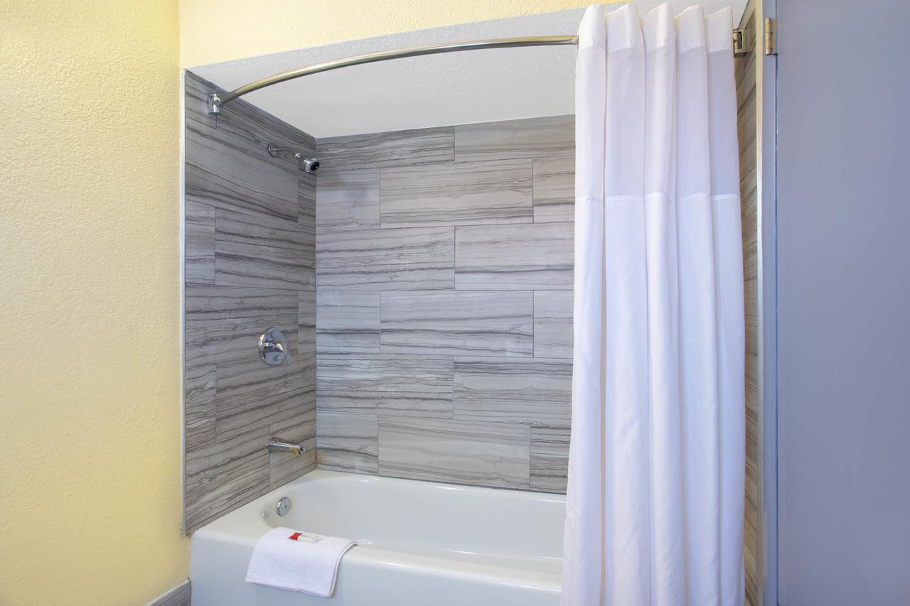 Days Inn By Wyndham Airport - Phoenix Luaran gambar